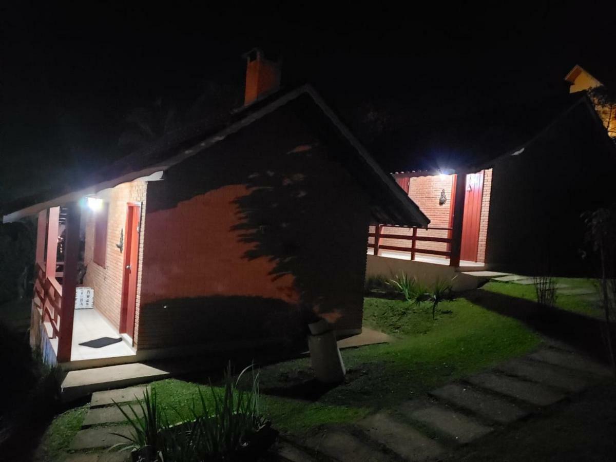 Morada Da Serra Villa Монте Верде Екстериор снимка